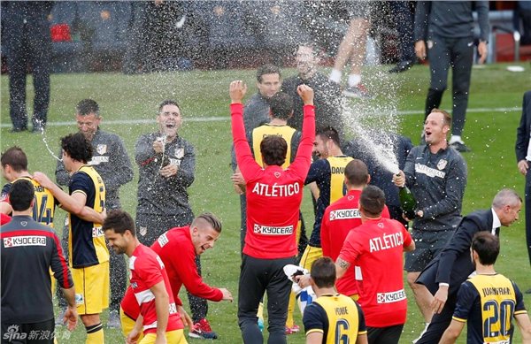 西甲-梅西助攻巴萨1-1平 马竞18年来首度夺冠